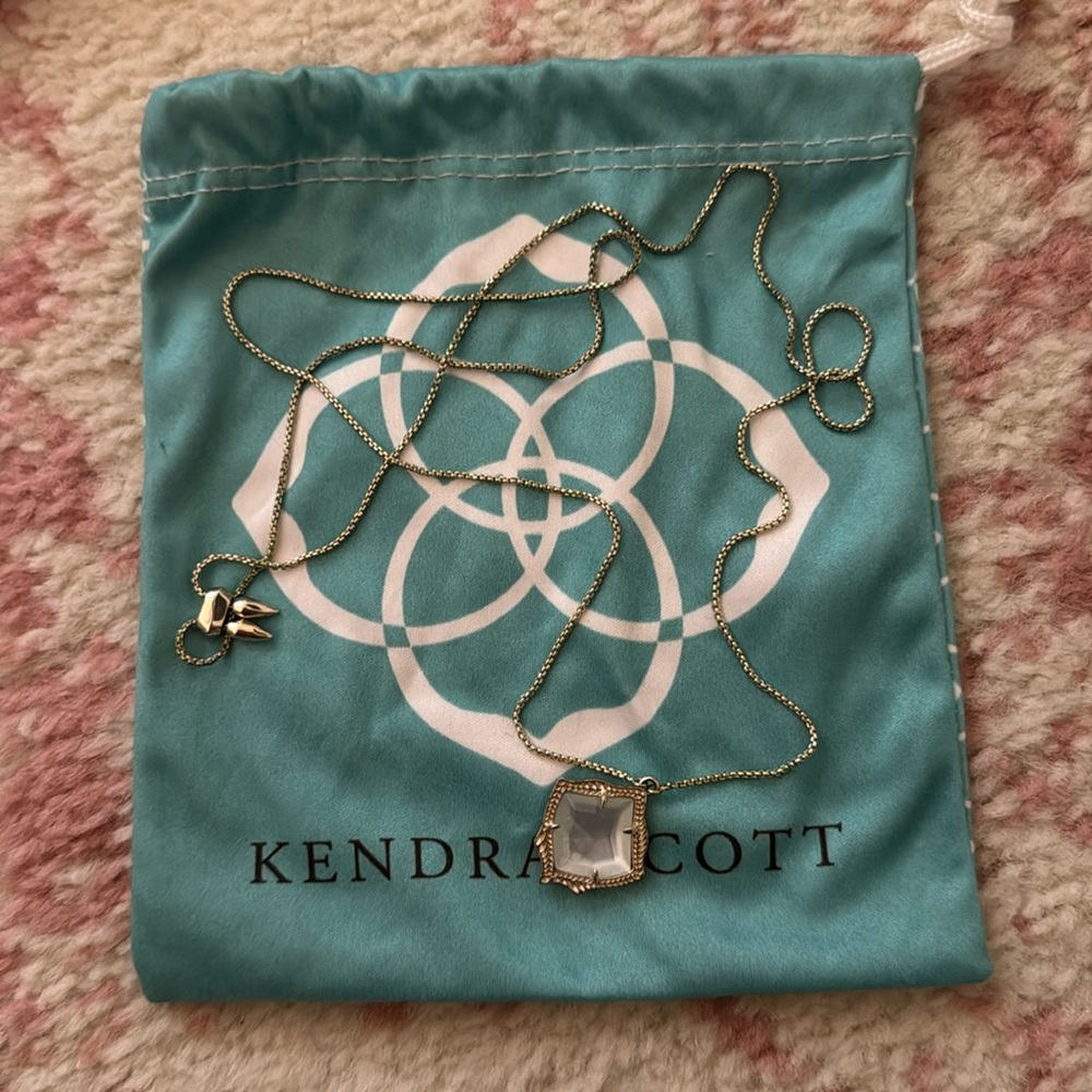 Kendra Scott necklace special edition